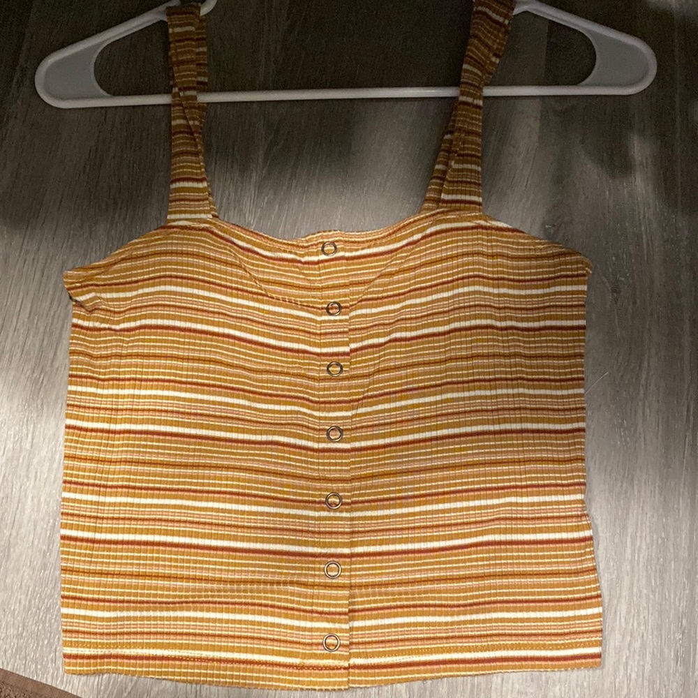 size small american eagle shirt yellow with stripes